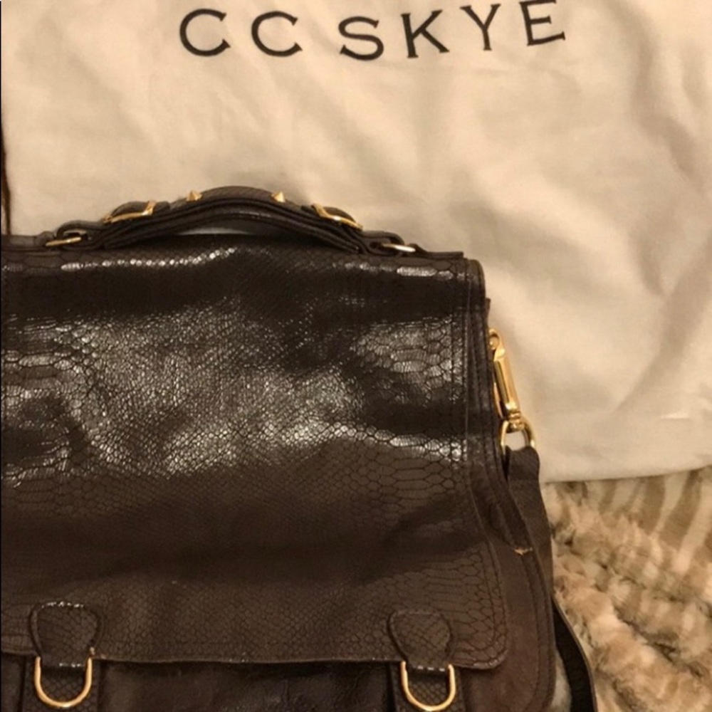 CC Skye Onie messenger bag. Price Firm - Picture 2 of 13